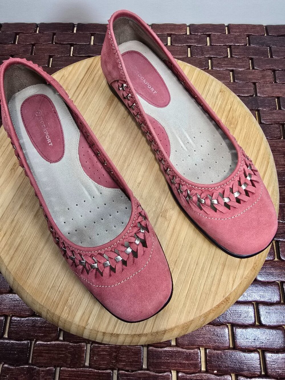 NWOT Rockport Women's Ballet Flats Size 7.5 Suede Slip-On Loafer Metallic Accent